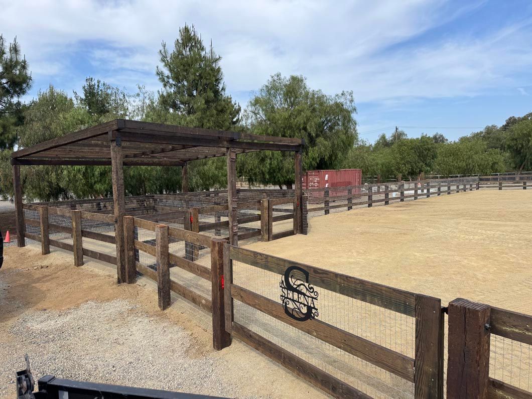 Wood fence build
